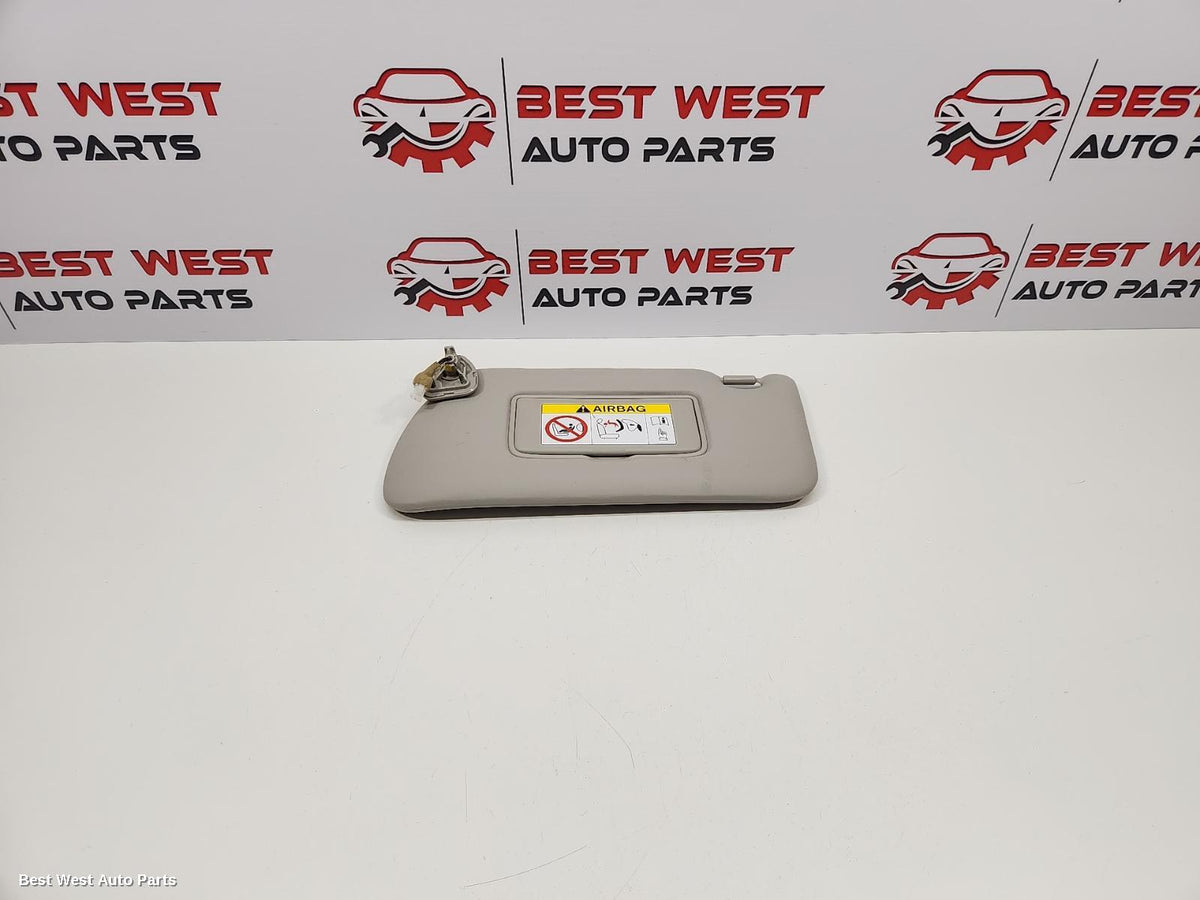 2023 NISSAN NAVARA Sunvisor