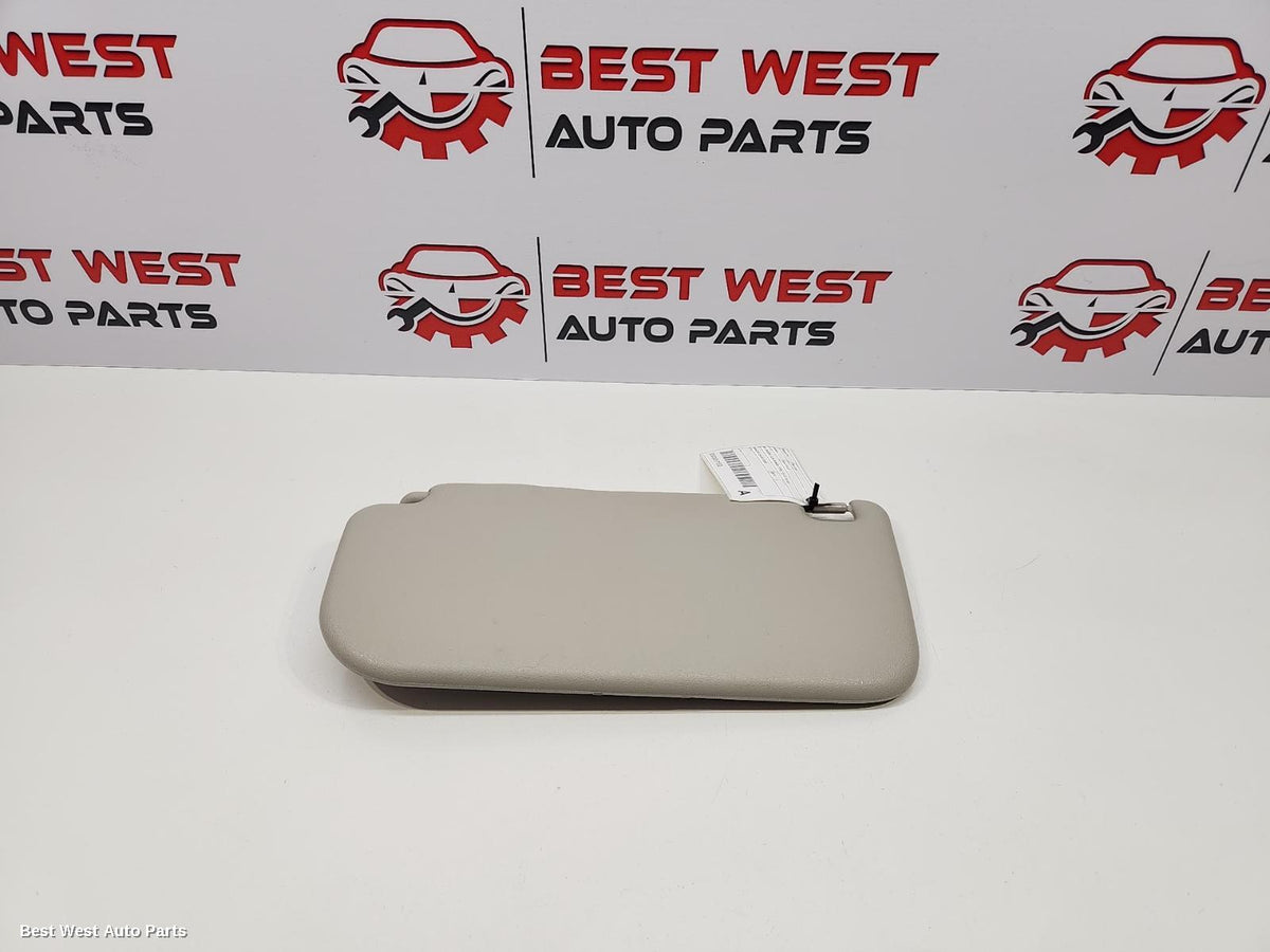 2019 MITSUBISHI TRITON Sunvisor