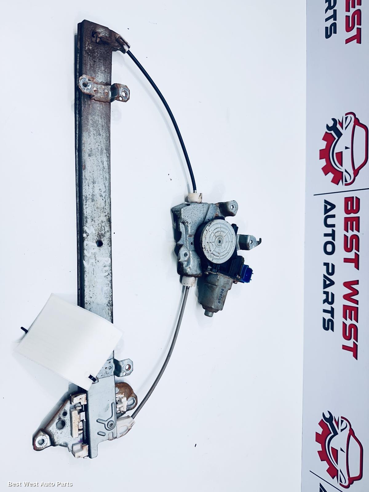 2018 NISSAN NAVARA Right Front Window Reg/Motor