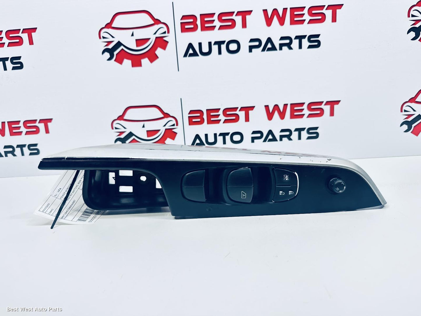 2018 NISSAN NAVARA Pwr Dr Wind Switch