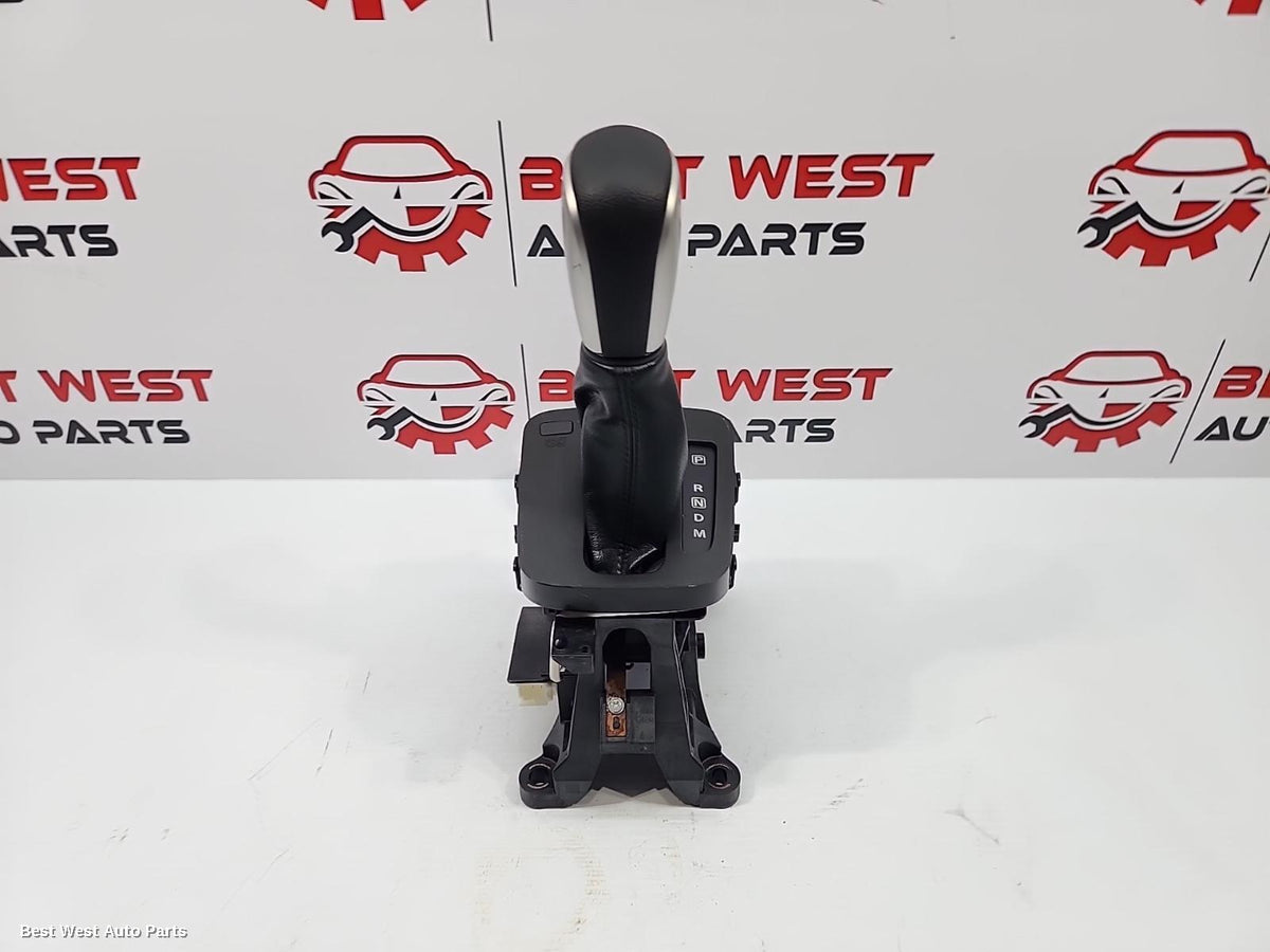 2023 SUZUKI VITARA Gear Stick/Shifter