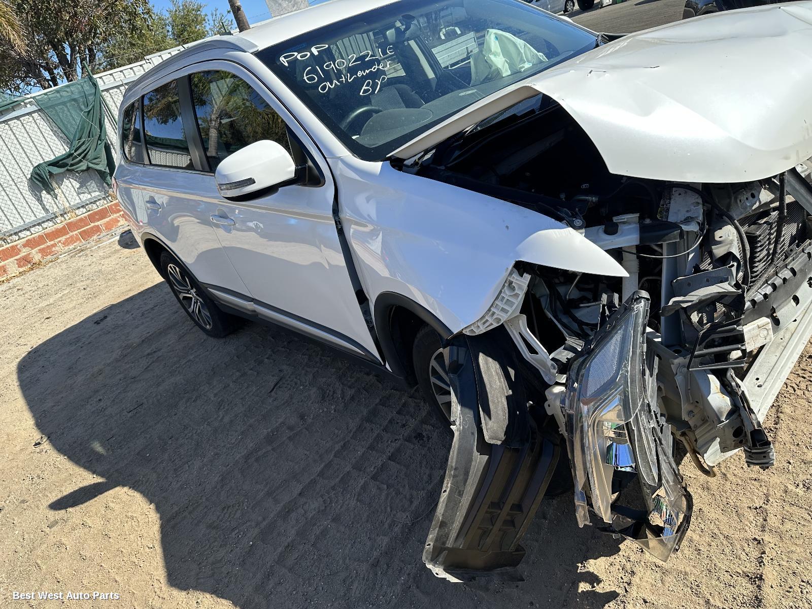 2015 MITSUBISHI OUTLANDER Left Door Mirror