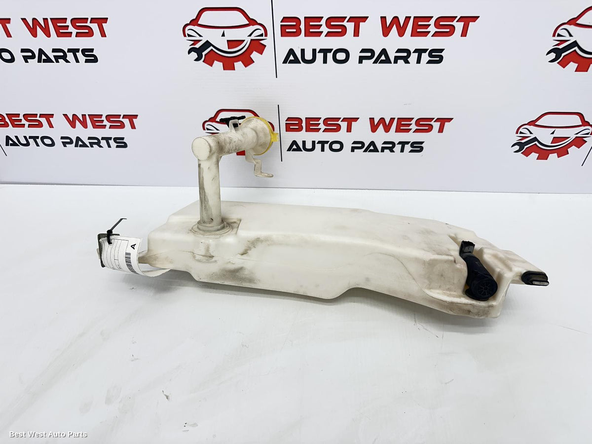 2016 HOLDEN COLORADO Washer Bottle