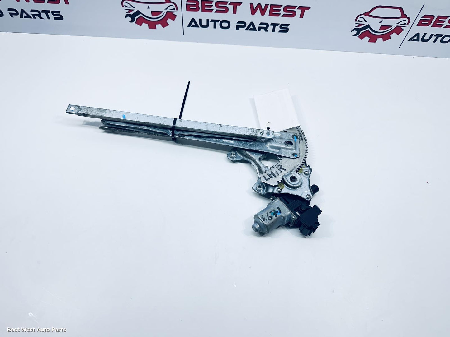 2021 NISSAN NAVARA Left Rear Wnd Reg/Motor