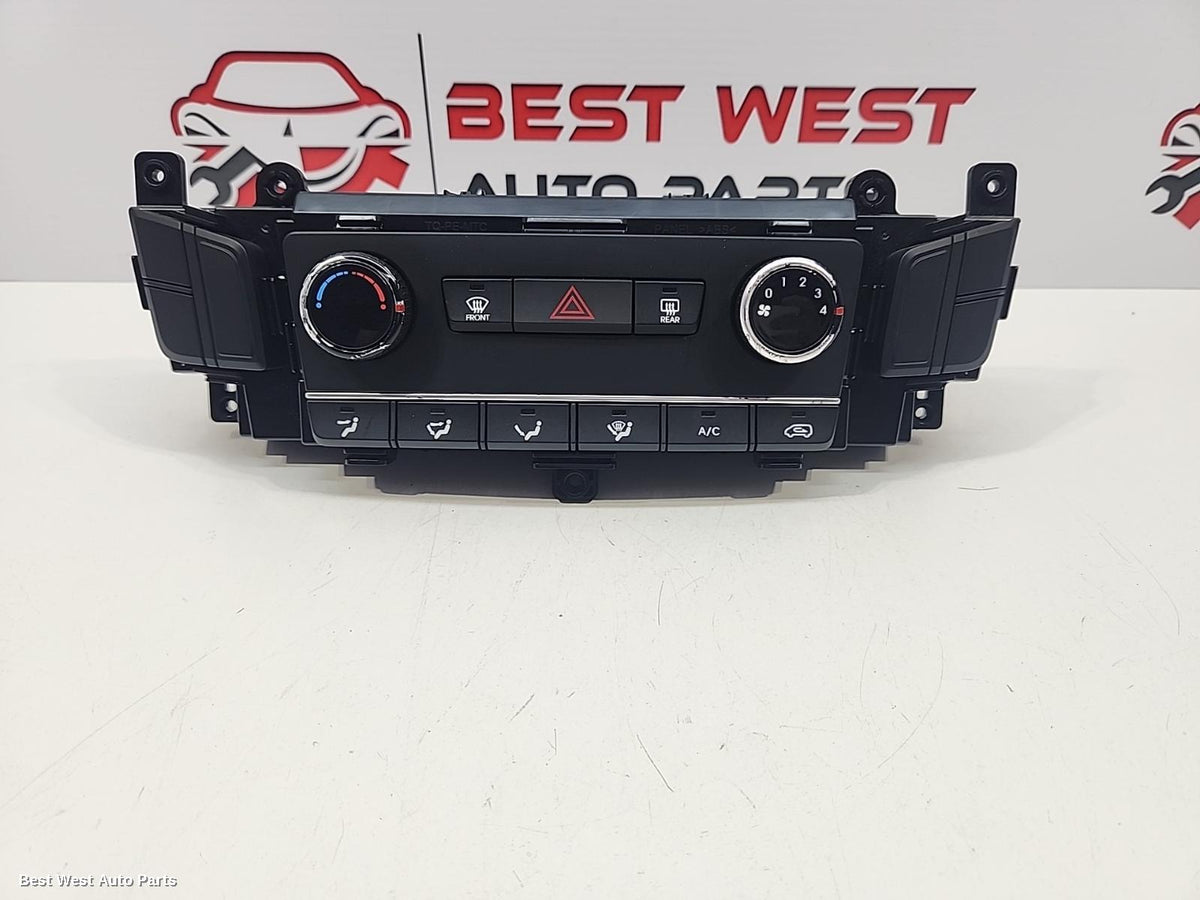 2015 HYUNDAI ILOAD/IMAX Heater/Ac Controls