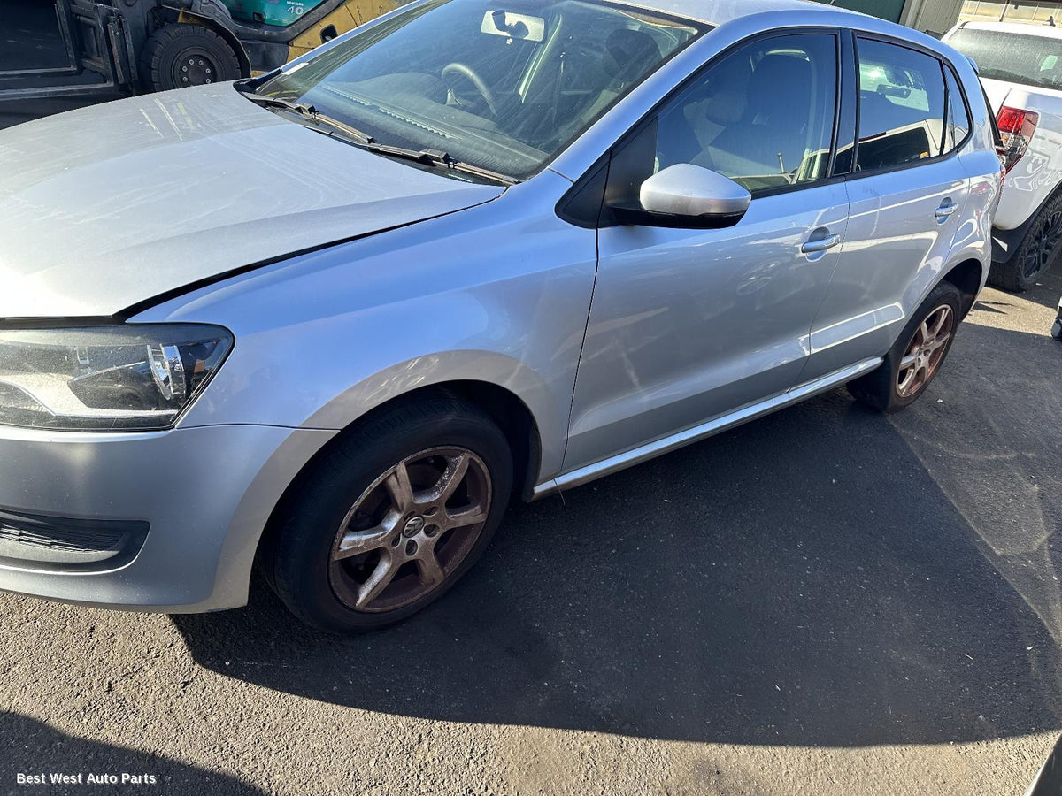 2011 VOLKSWAGEN POLO R/Bar Bracket/Reinfo