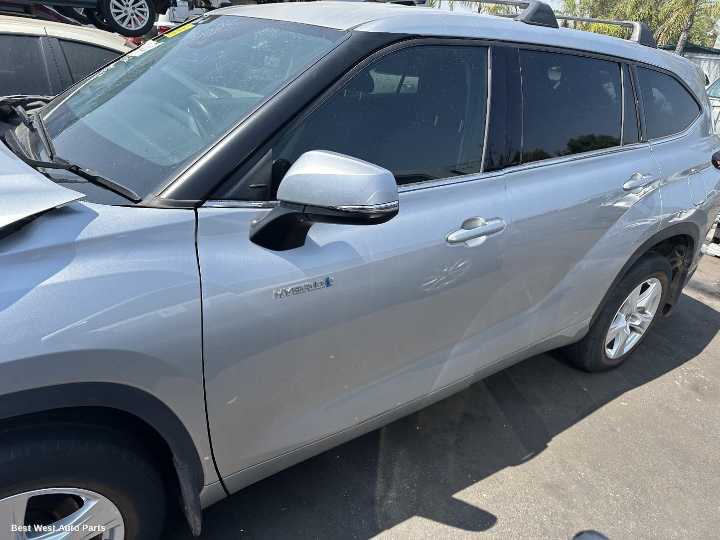 2022 TOYOTA KLUGER Left Rear 1/4 Door Glass