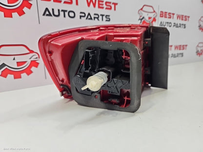 2012 VOLKSWAGEN JETTA Right Taillight