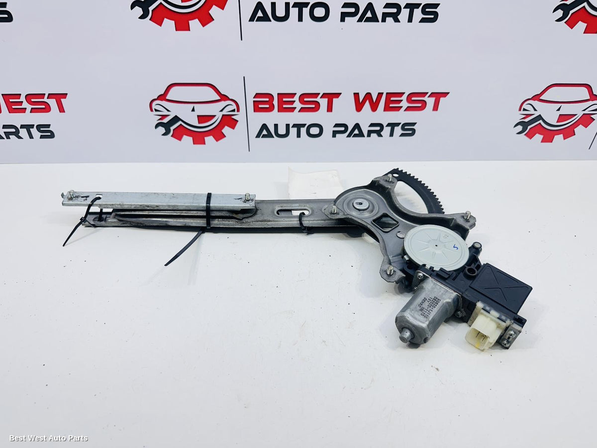 2014 HYUNDAI I20 Right Front Window Reg/Motor
