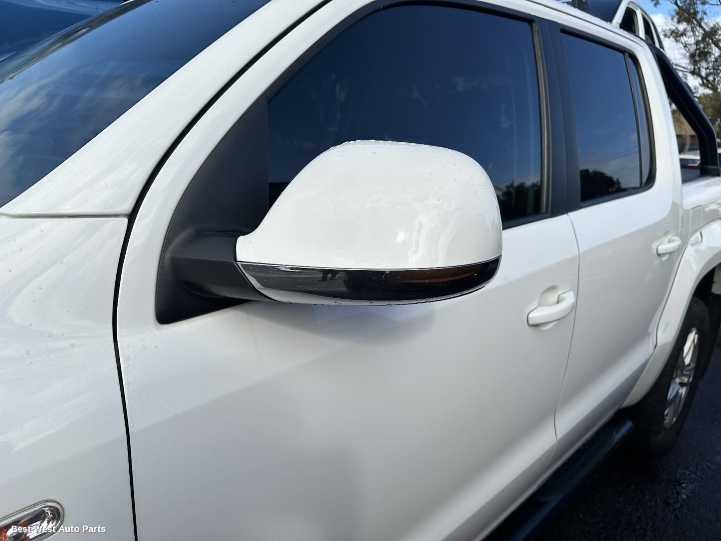 2018 VOLKSWAGEN AMAROK Left Door Mirror