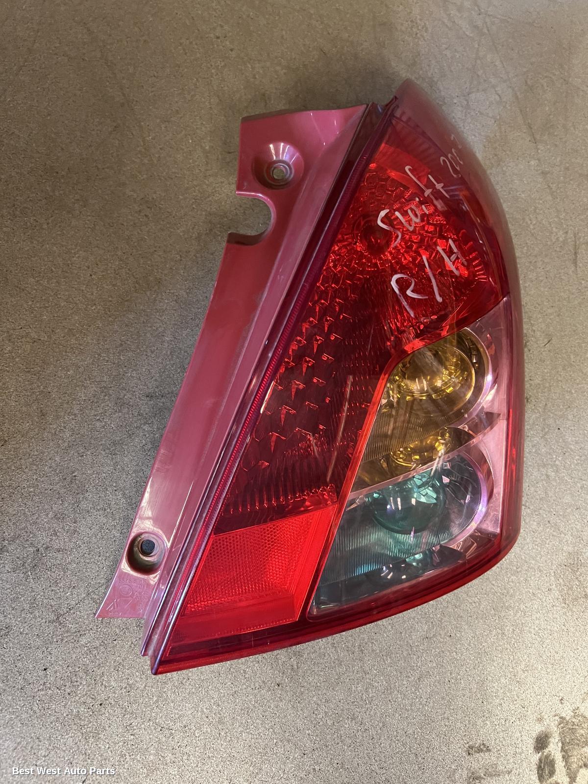 2007 SUZUKI SWIFT Right Taillight