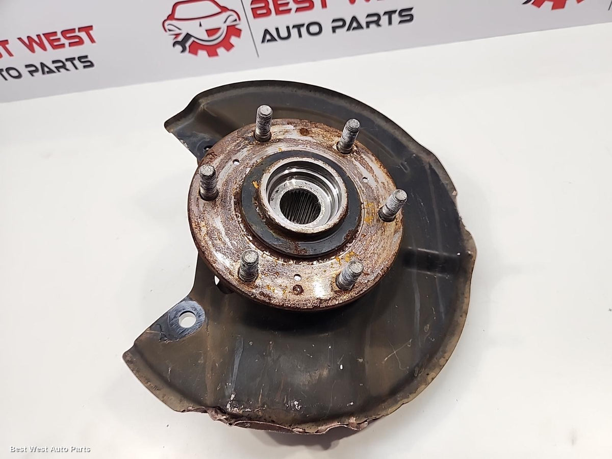 2020 MITSUBISHI TRITON Right Front Hub Assembly