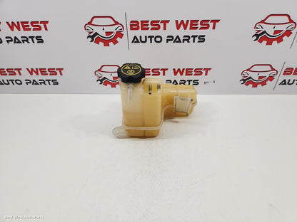 2013 HOLDEN COLORADO Overflow Bottle