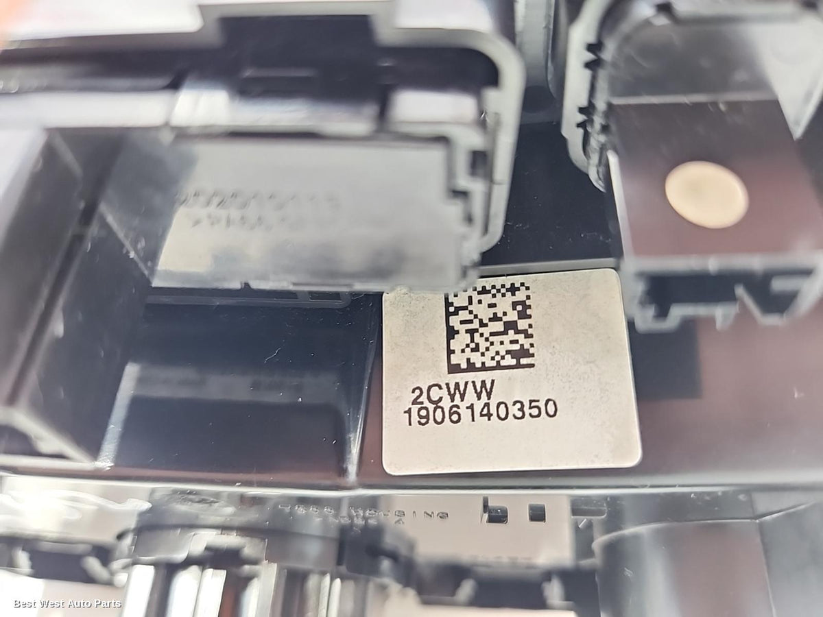 2019 HOLDEN TRAX Heater/Ac Controls