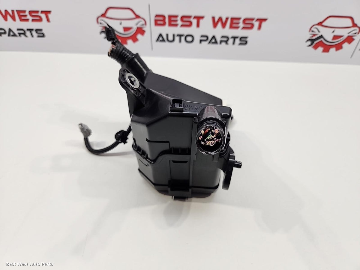 2022 TOYOTA KLUGER Fuse Box