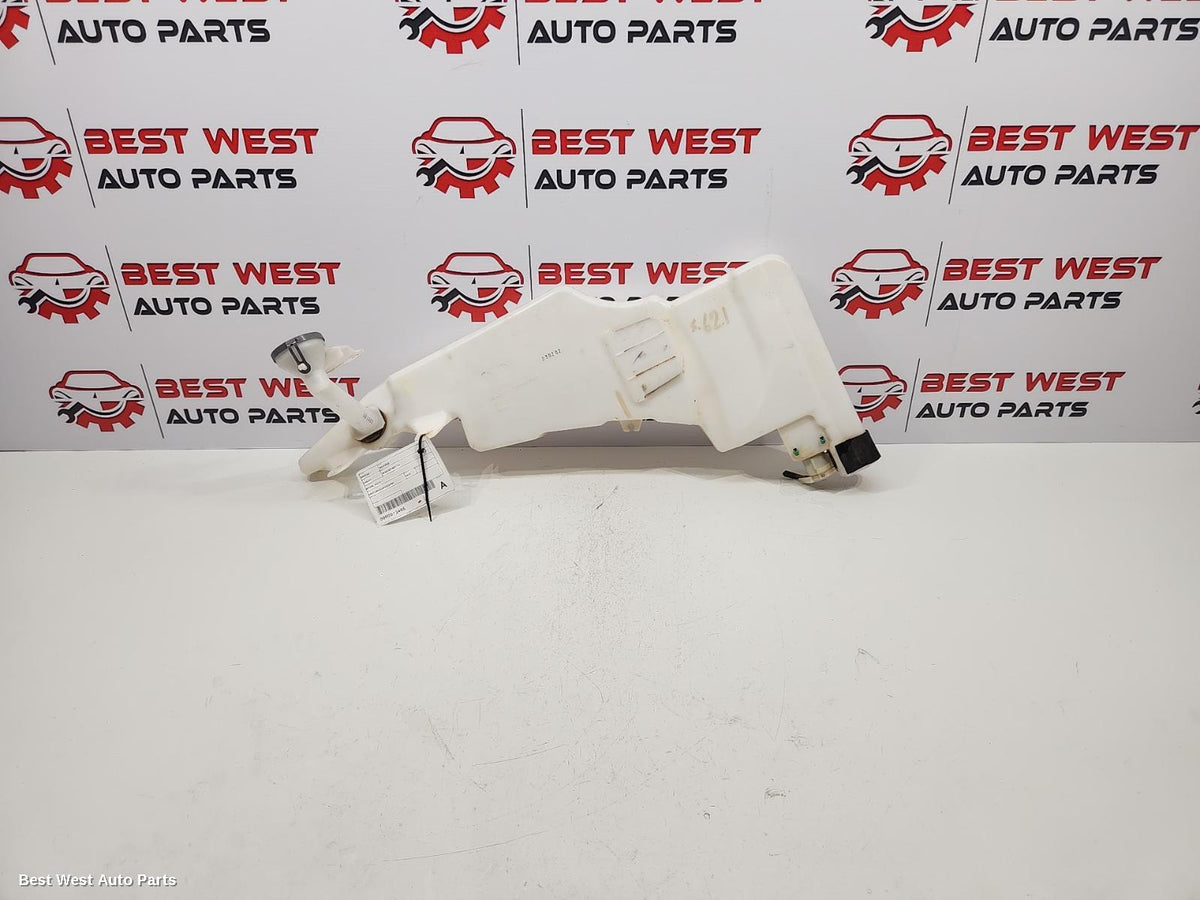 2023 NISSAN NAVARA Washer Bottle