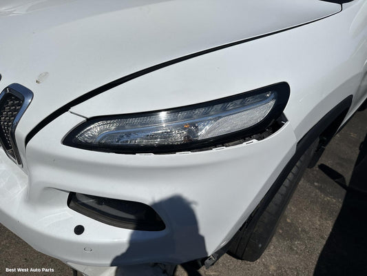 2017 JEEP CHEROKEE Left Guard