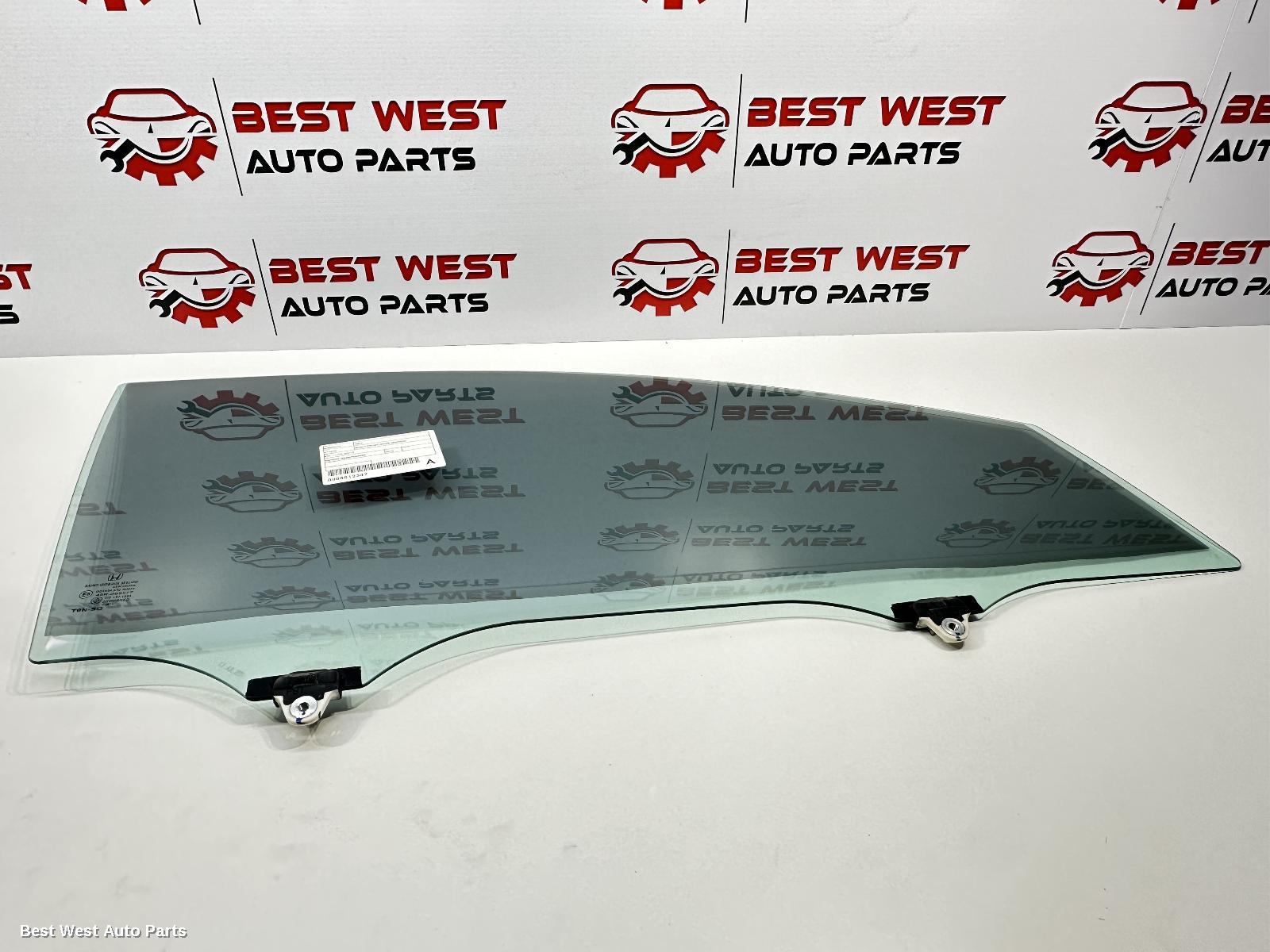 2016 HONDA CRV Right Front Door Window
