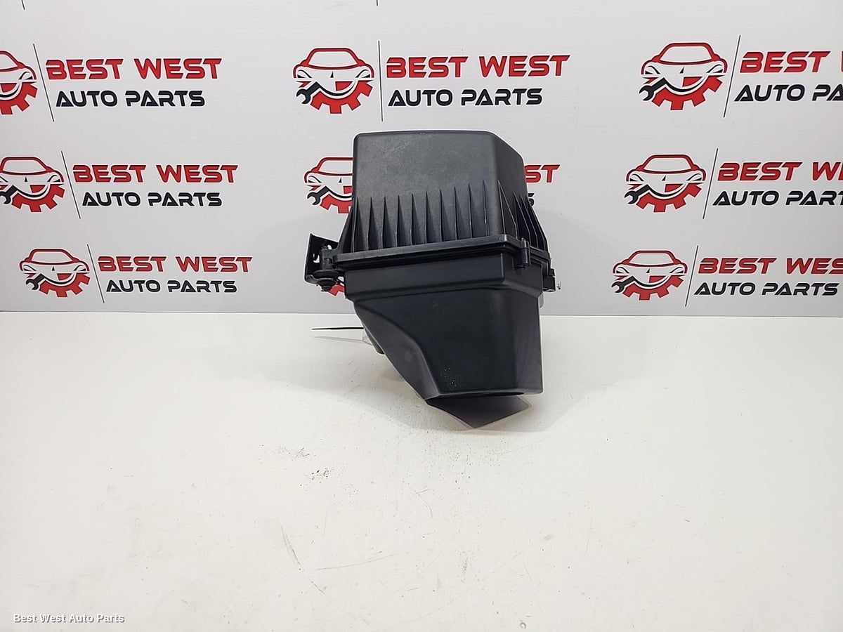 2014 JEEP CHEROKEE Air Cleaner/Box