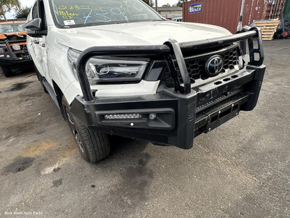 2024 TOYOTA HILUX Right Rear Wnd Reg/Motor