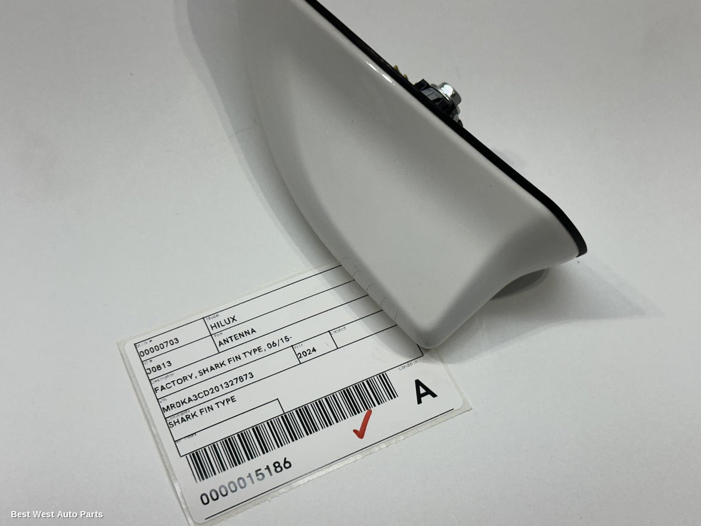 2024 TOYOTA HILUX Antenna