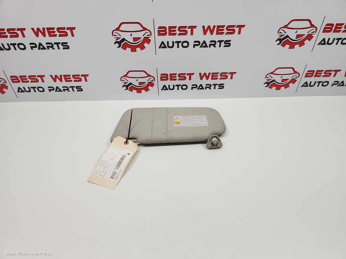 2015 NISSAN PULSAR Sunvisor