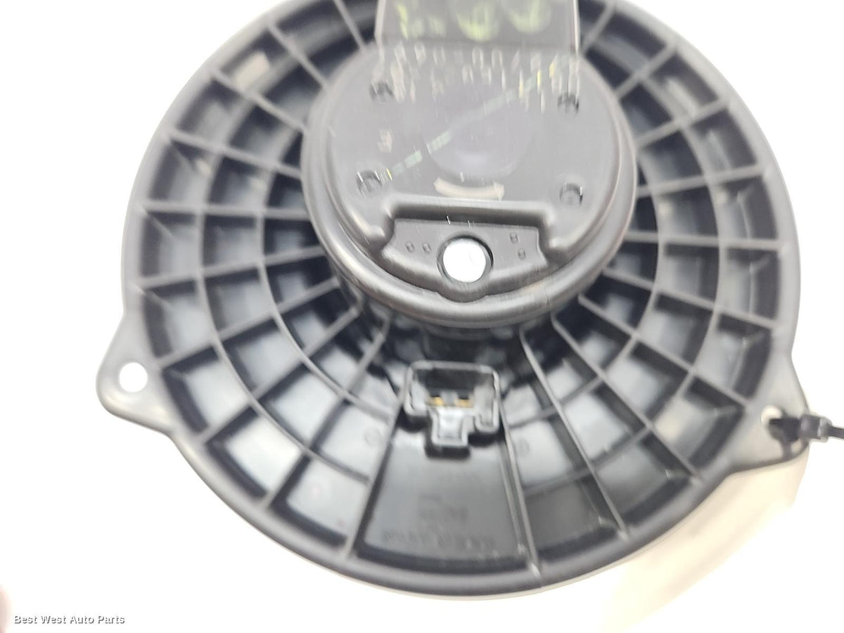 2016 MAZDA 3 Heater Fan Motor
