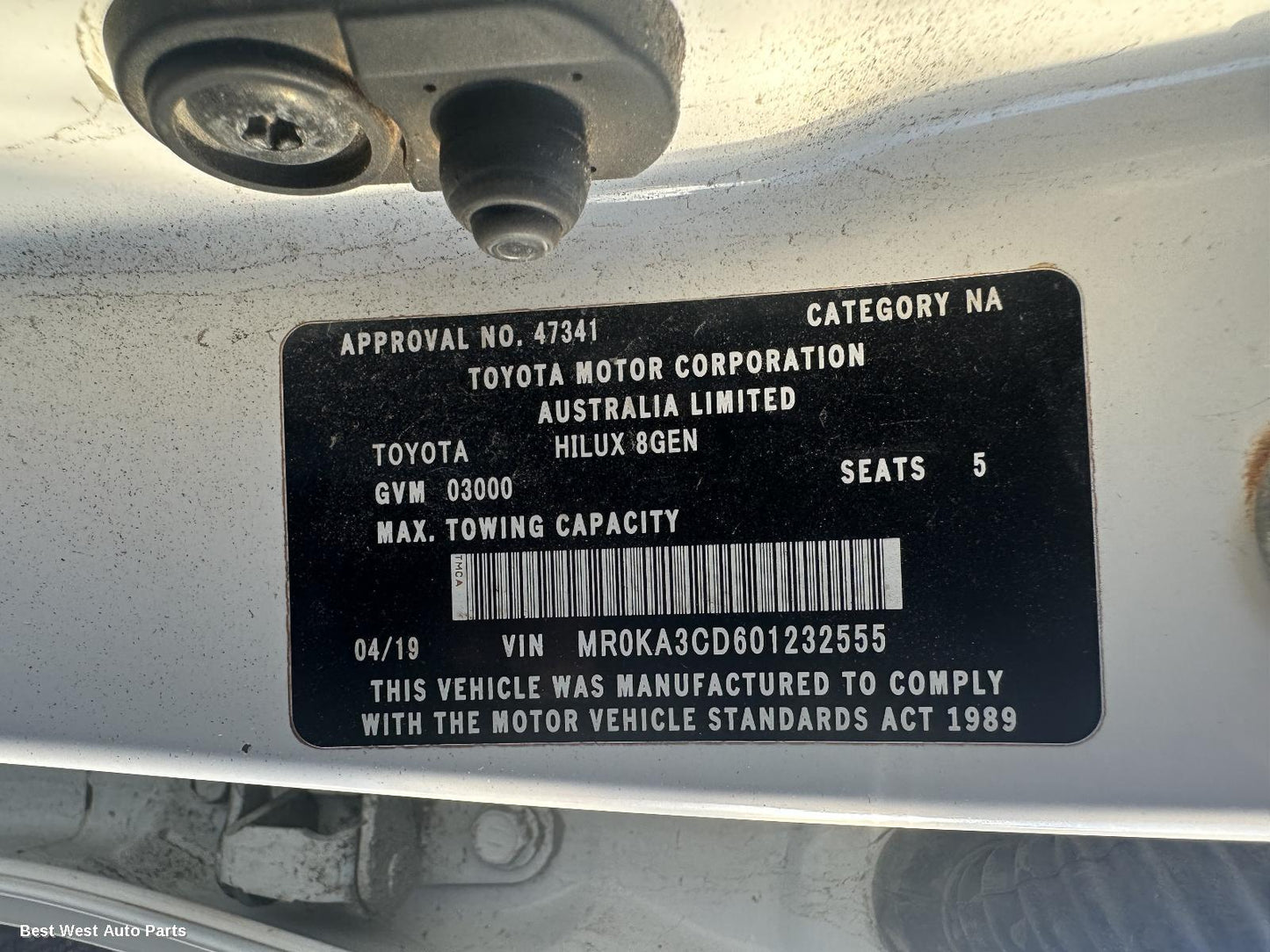 2019 TOYOTA HILUX Alternator