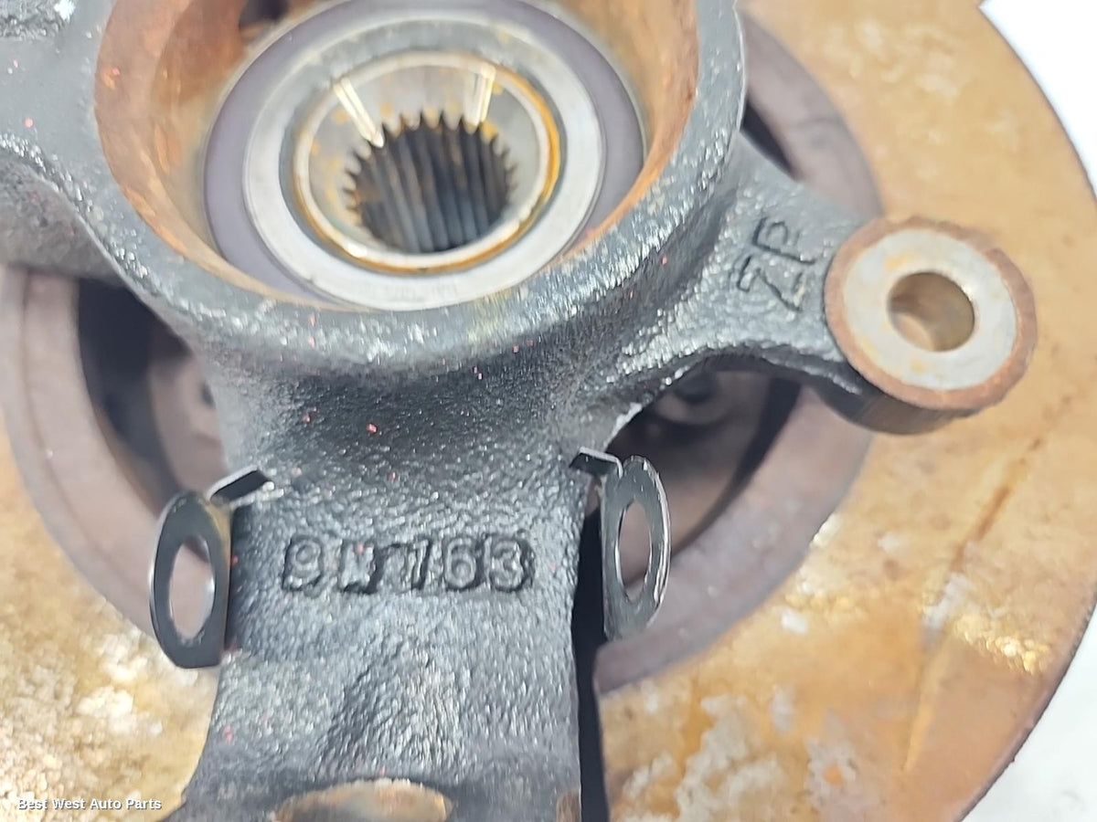 2020 MG MG3 Left Front Hub Assembly