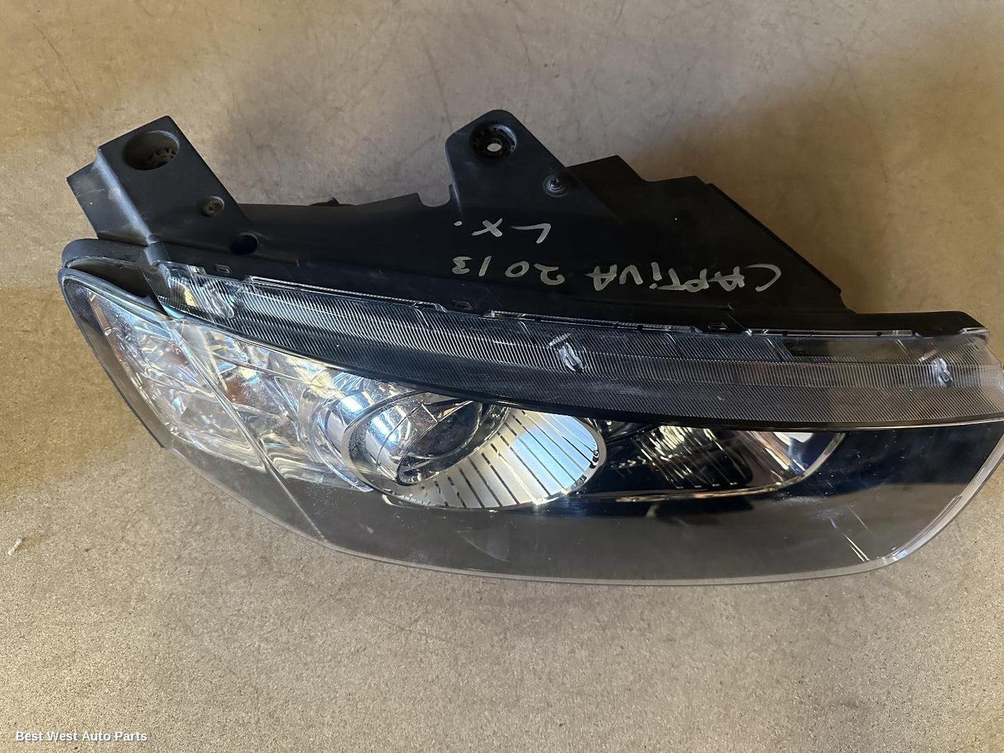 2013 HOLDEN CAPTIVA Right Headlamp
