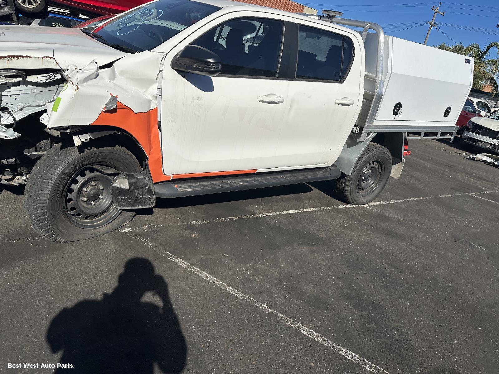 2024 TOYOTA HILUX Handbrake Lever