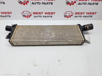 2017 TOYOTA HILUX Intercooler