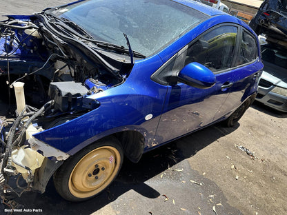 2007 MAZDA 2 Left Guard