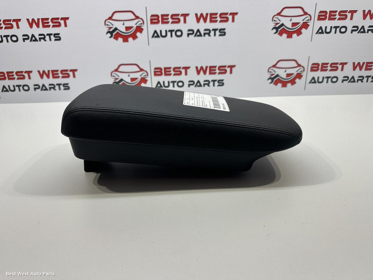 2020 MITSUBISHI ASX Console