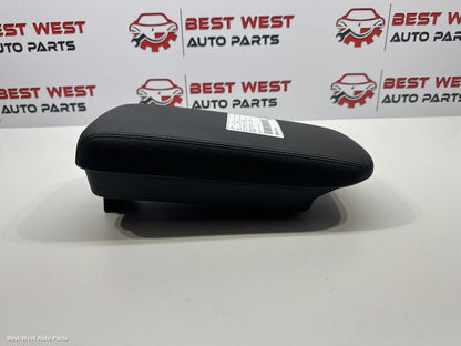 2020 MITSUBISHI ASX Console