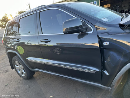 2011 JEEP GRANDCHEROKEE Left Front Door