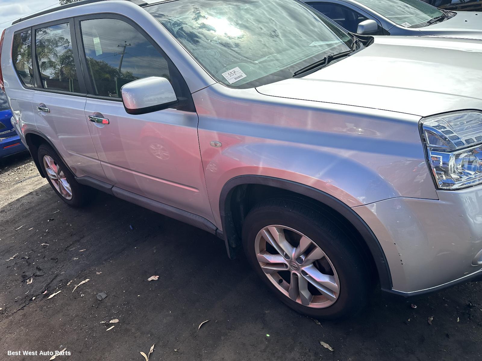 2013 NISSAN XTRAIL Left Taillight