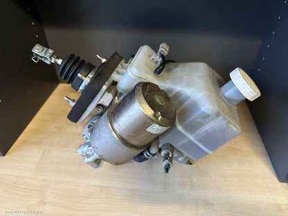 2015 MITSUBISHI PAJERO Abs Pump/Modulator