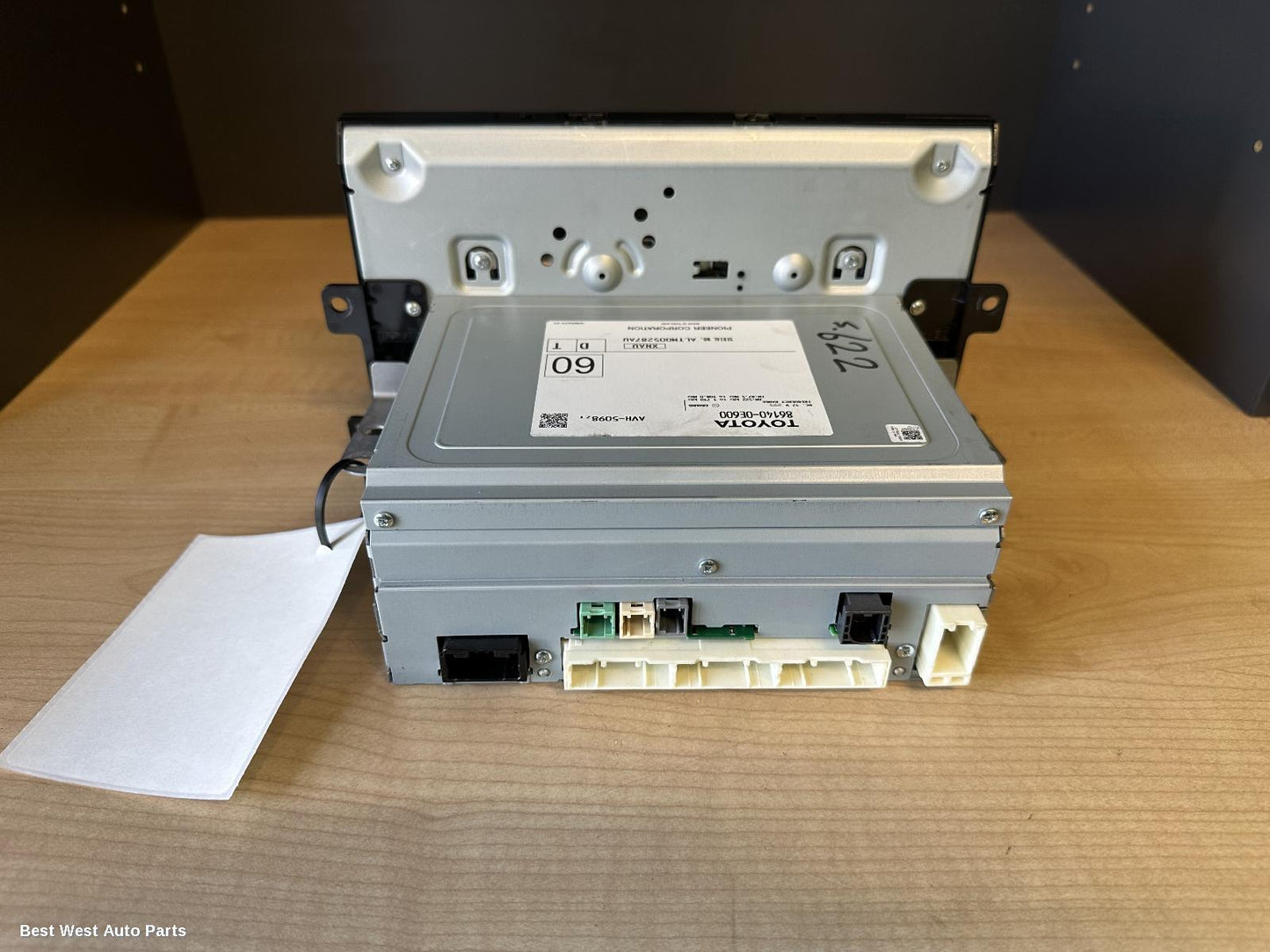 2022 TOYOTA KLUGER Radio/Cd/Dvd/Sat/Tv