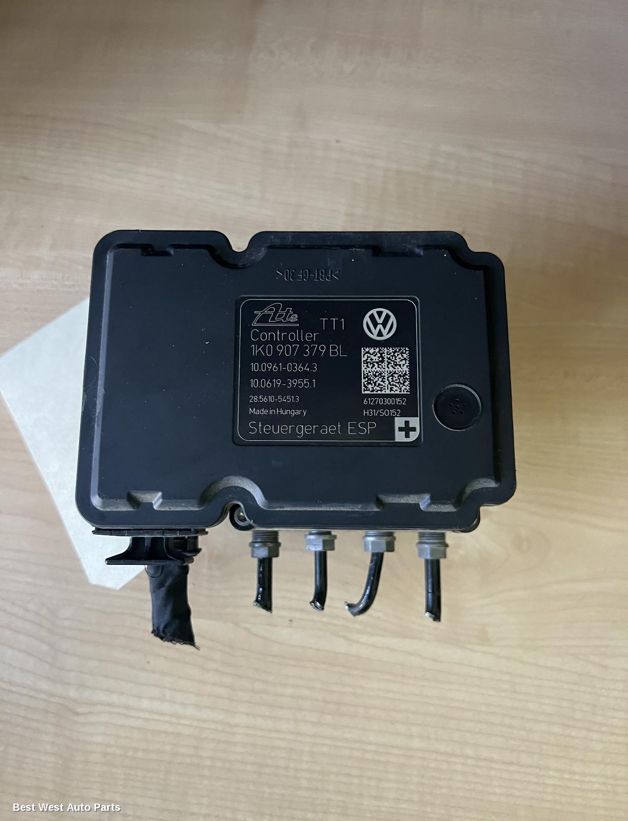 2012 VOLKSWAGEN GOLF Abs Pump/Modulator