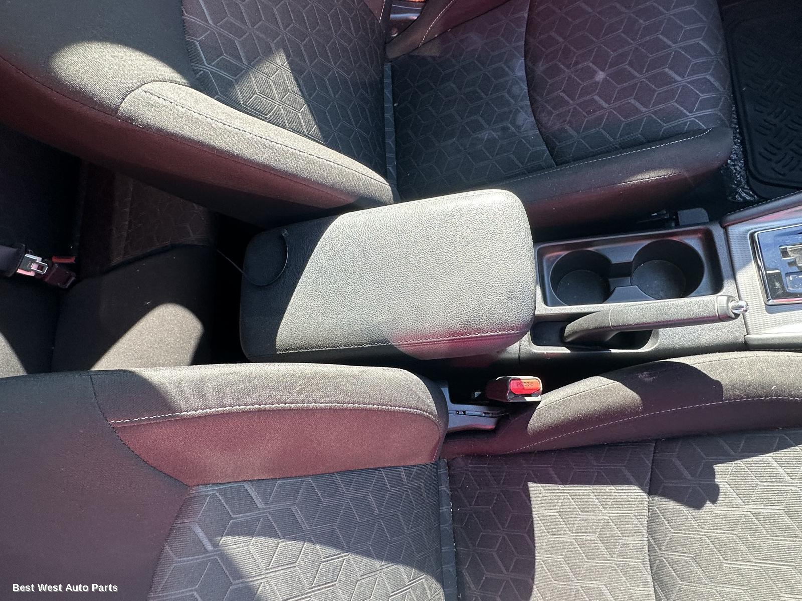 2020 MITSUBISHI ASX Console