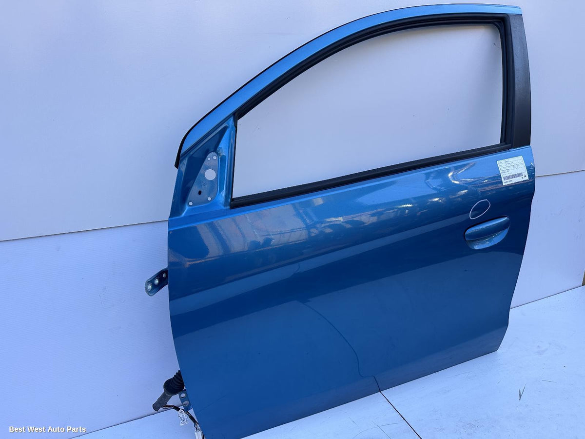 2015 MITSUBISHI MIRAGE Left Front Door