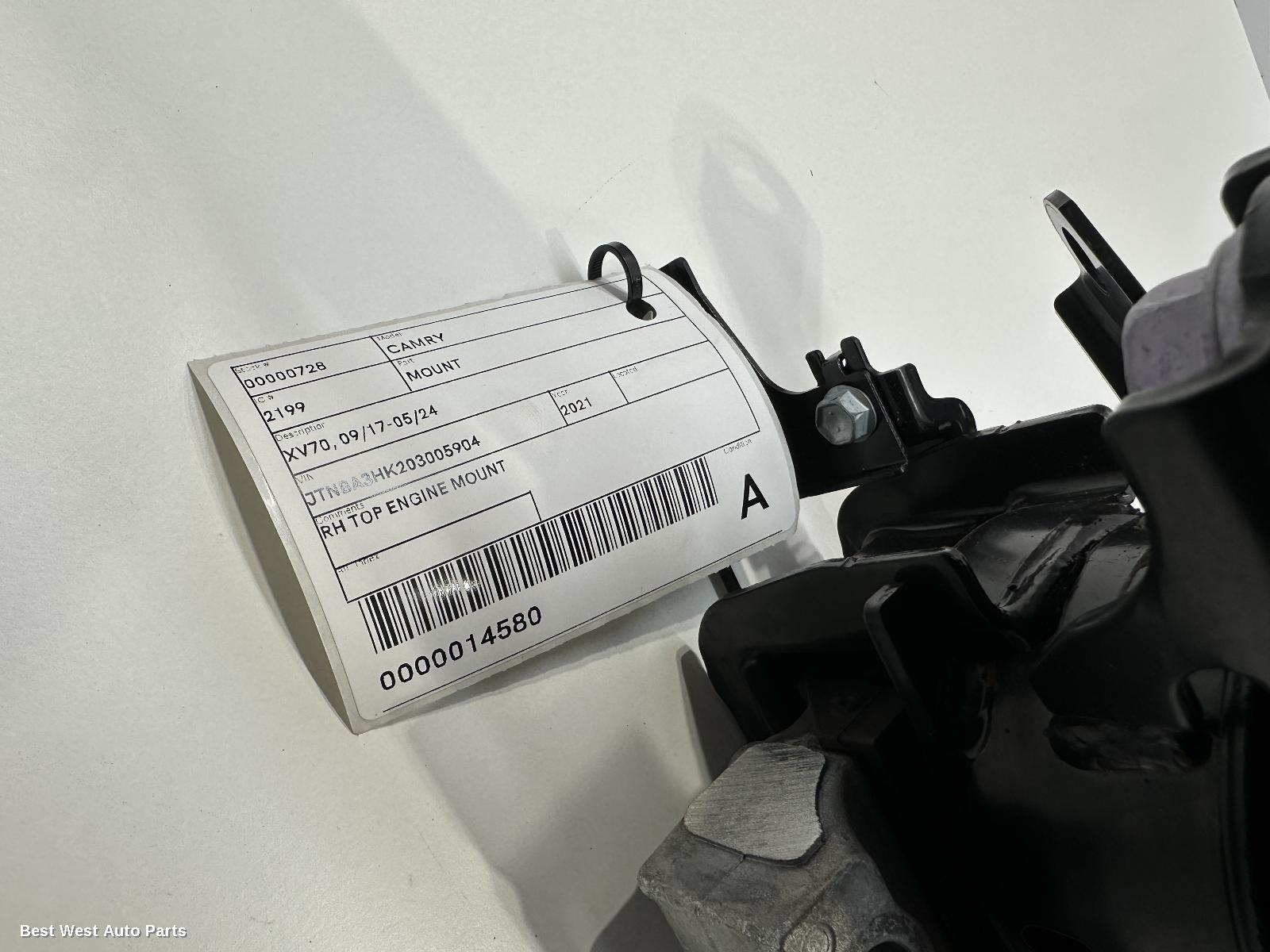2021 TOYOTA CAMRY Mount