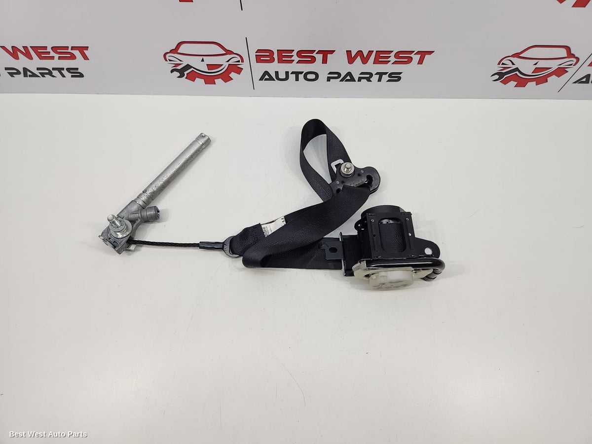 2015 MITSUBISHI MIRAGE Seatbelt/Stalk