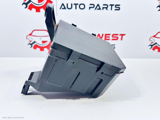 2018 NISSAN NAVARA Fuse Box