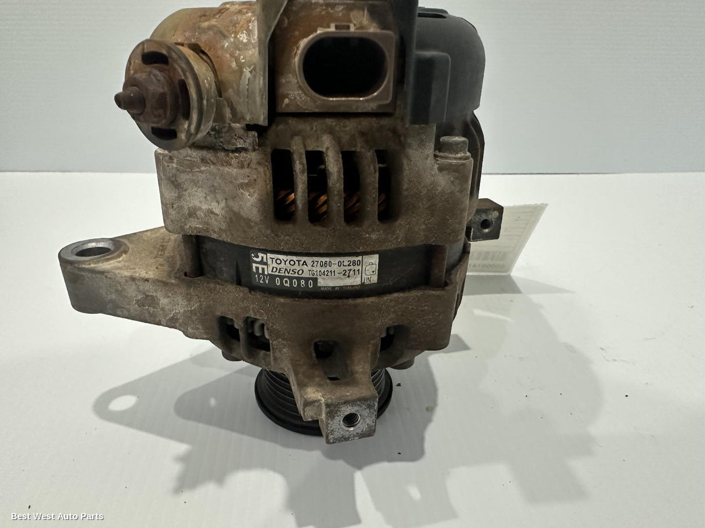 2019 TOYOTA HILUX Alternator