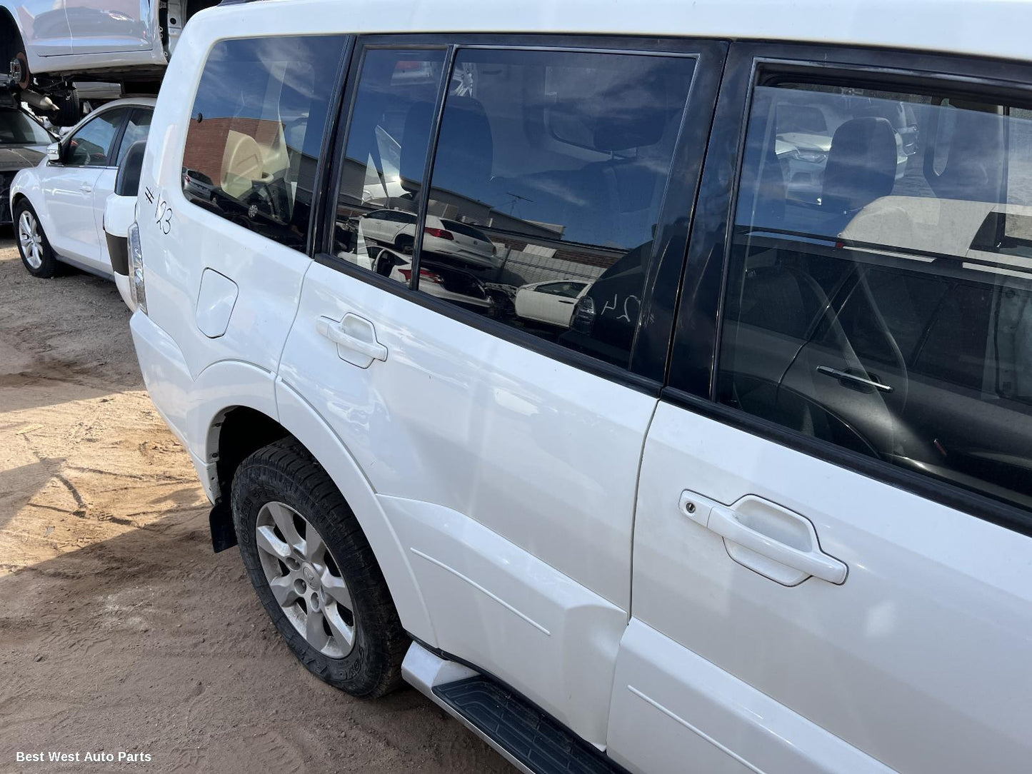 2015 MITSUBISHI PAJERO Steering Box/Rack