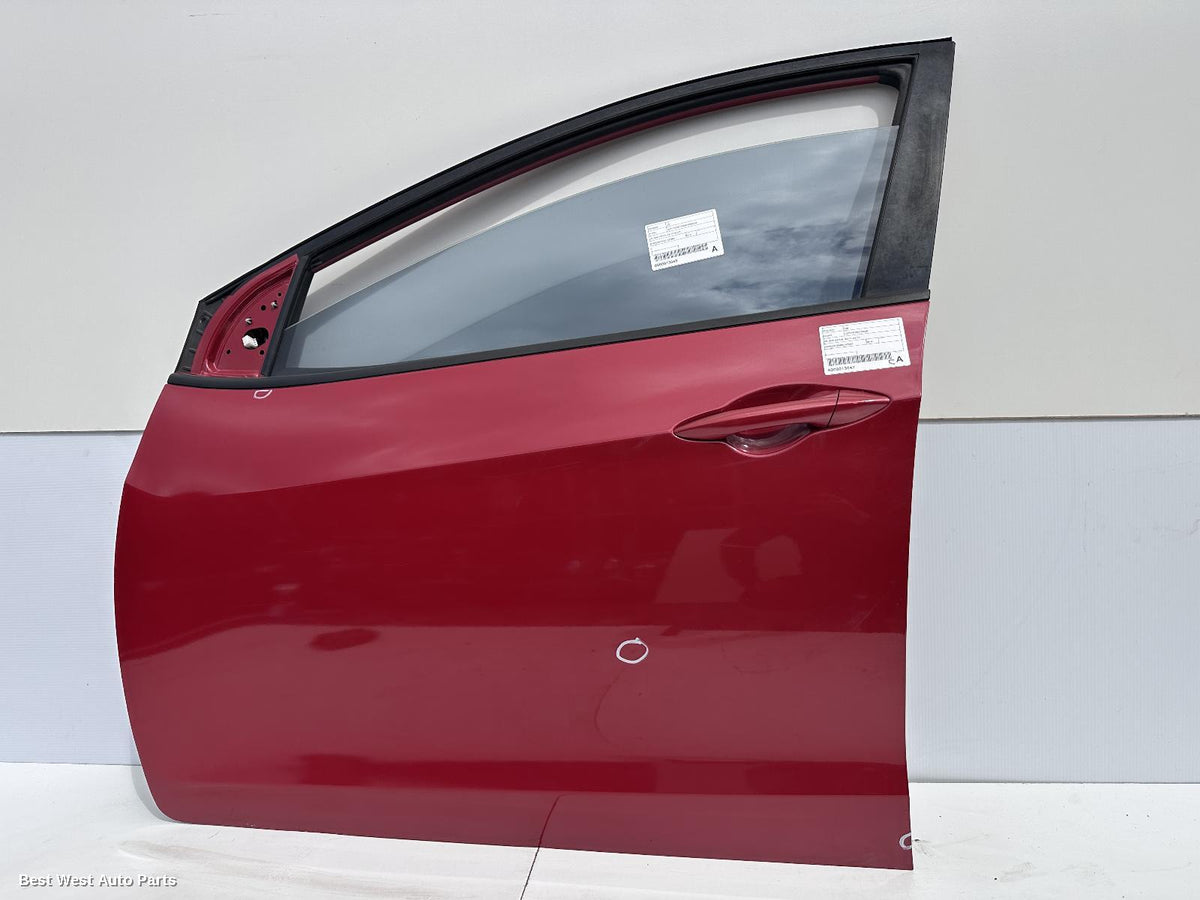 2014 HYUNDAI I30 Left Front Door Window