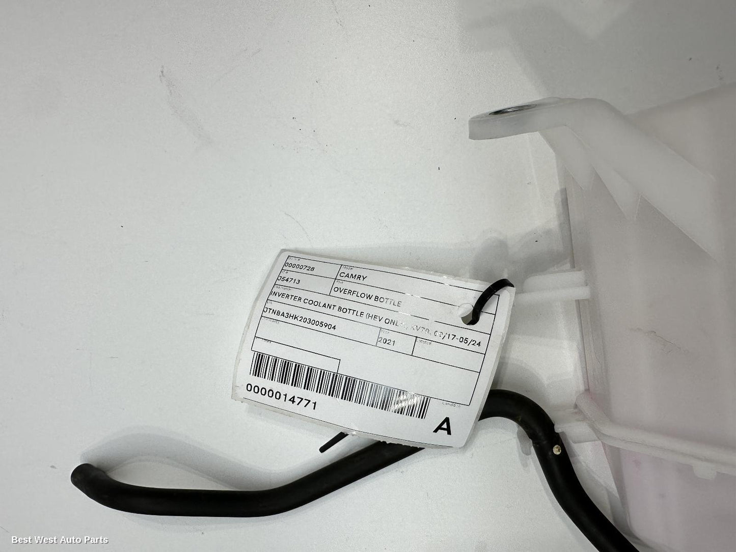 2021 TOYOTA CAMRY Overflow Bottle