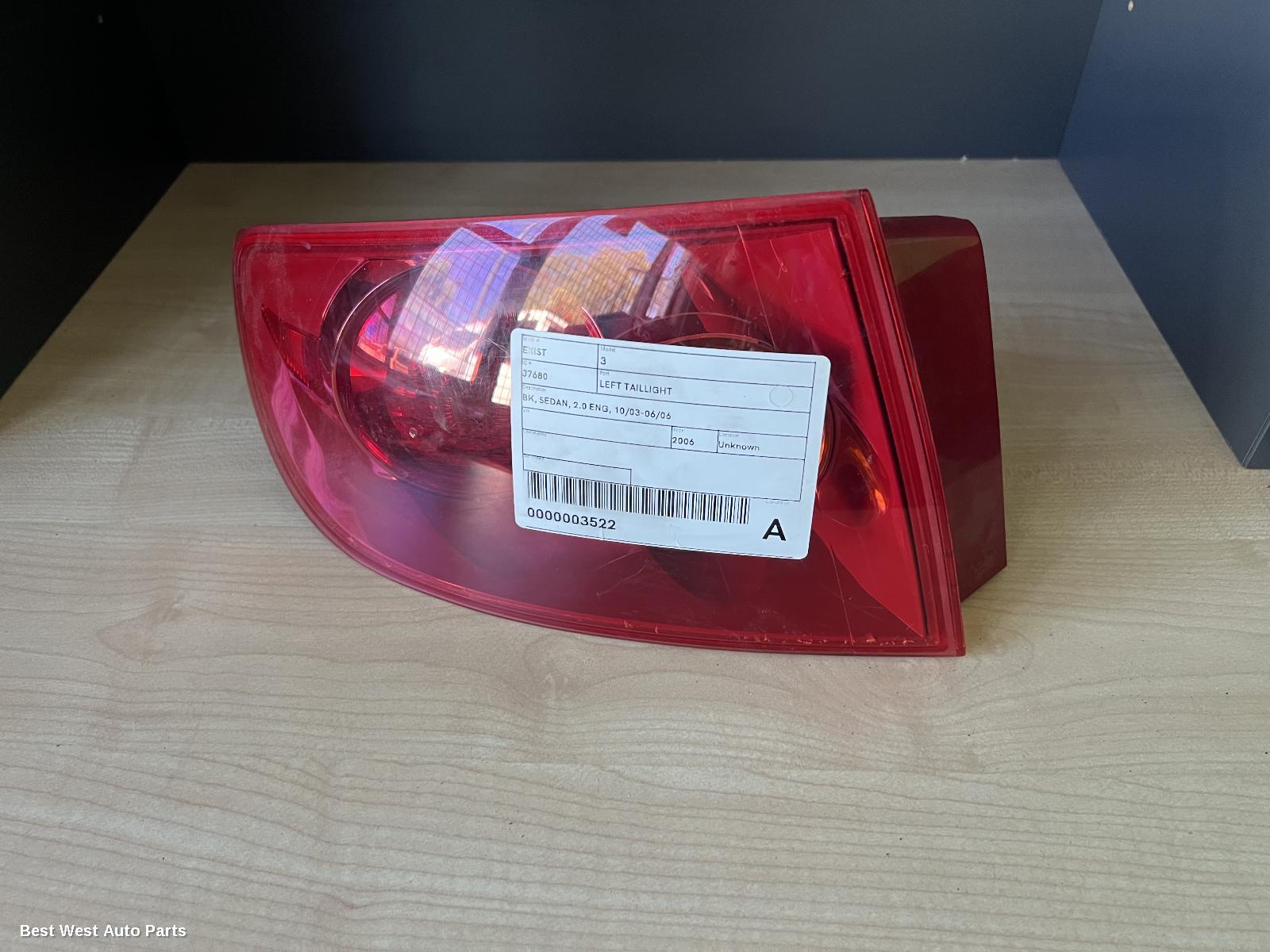 2006 MAZDA 3 Left Taillight